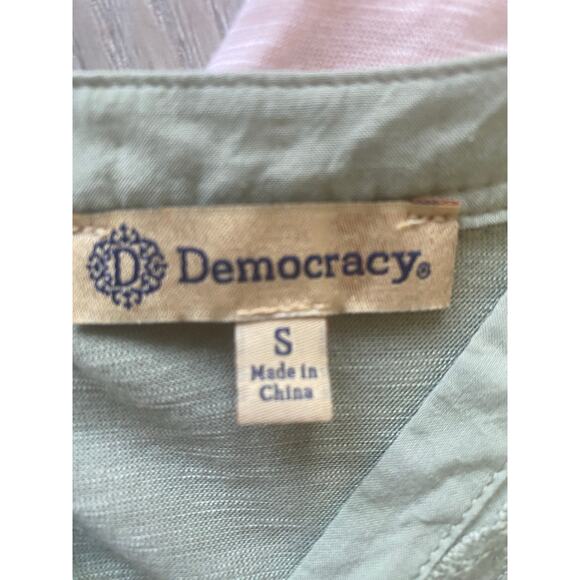 2 Democracy Embroidered Embellished Blouses Roll-Tab Sleeve Boho SMALL - Picture 5 of 12